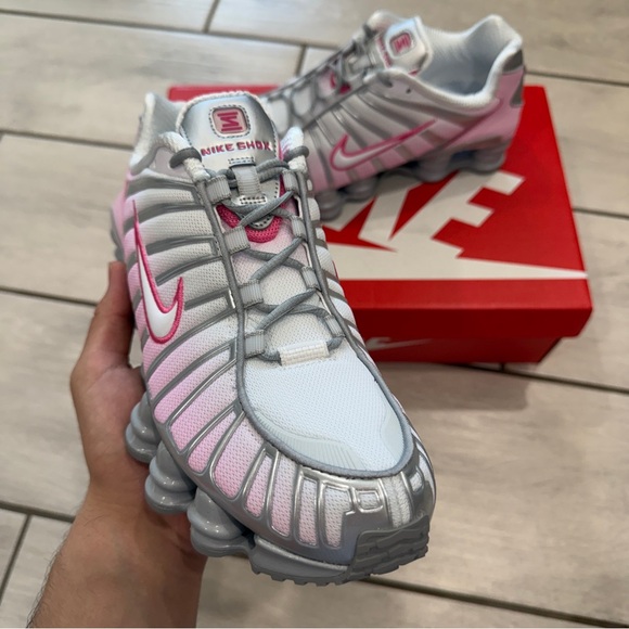 NIKE SHOX TL MTLC PLATINUM/PINKSICLE - Picture 2 of 6